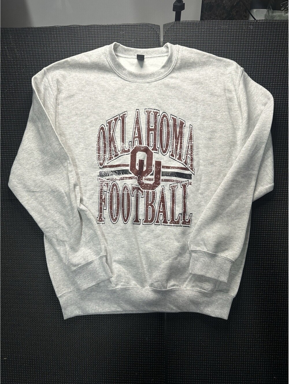 OU Oklahoma Football Crewneck Sweatshirt Mens Medium Gray